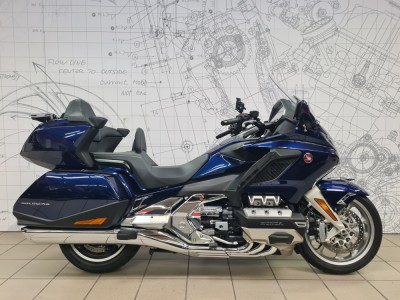 GOLDWING GL1800 DELUXE DCT